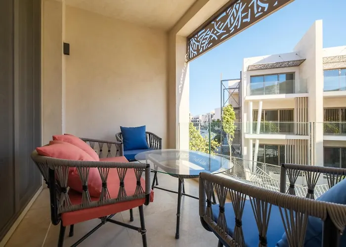 Mangroovy 1br + Sofa Bed • Pool & Access *