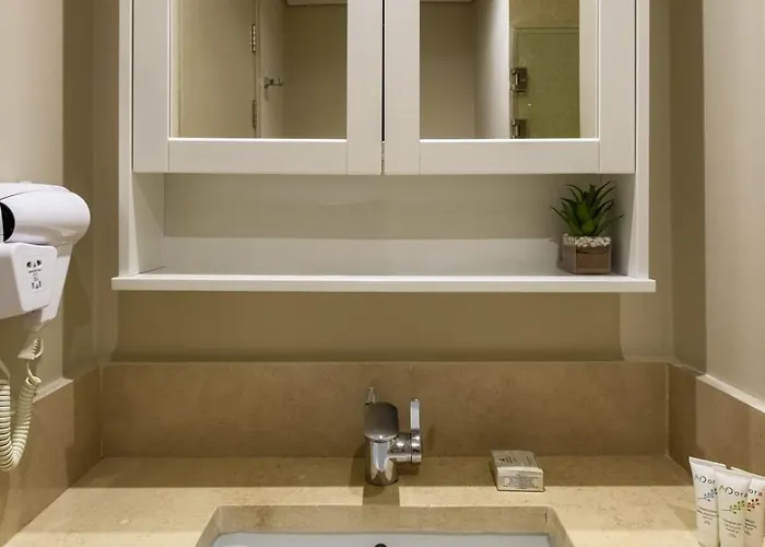 Mangroovy 1br + Sofa Bed • Pool & Access الغردقة