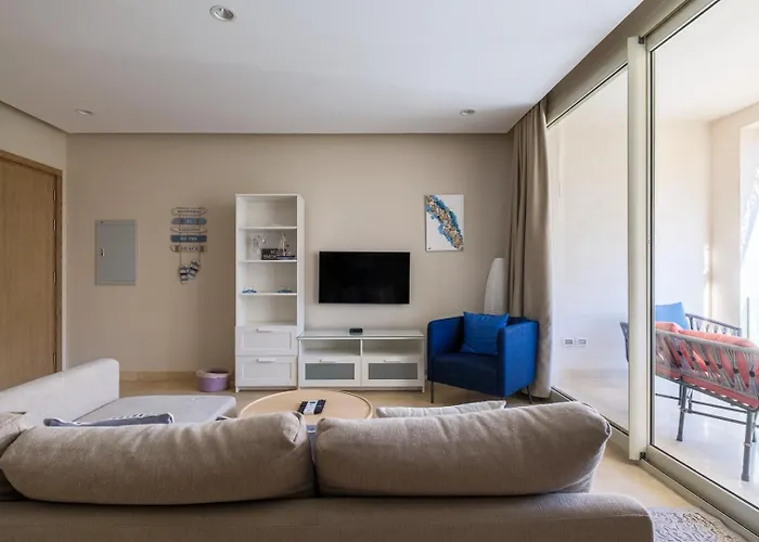 Mangroovy 1br + Sofa Bed • Pool & Access